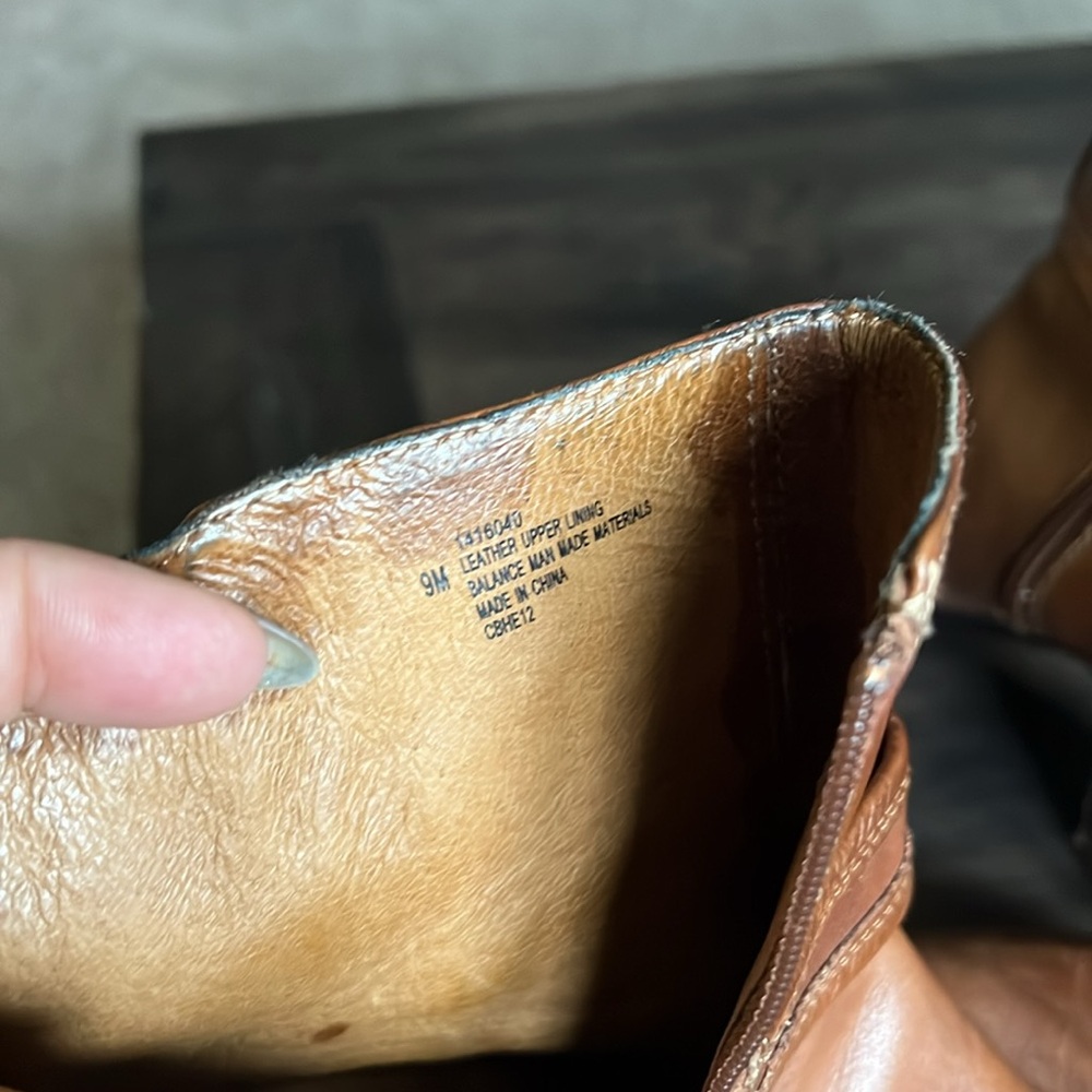 Sofft all leather tobacco, brown ankle boot - Picture 5 of 7